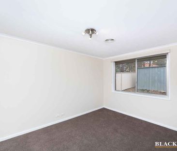 Charming Four Bedroom Family Home - Photo 5