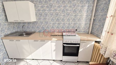 Inchiriere apartament 3 camere - foarte luminos - Giurgiului | Etaj 2 - Fotografie 2