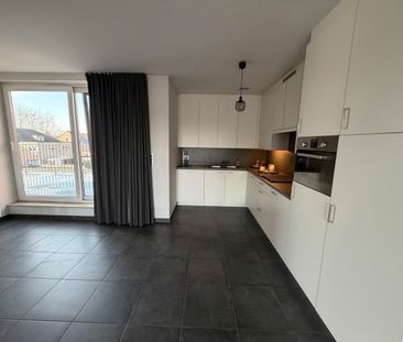 Appartement - Te huur - Photo 4