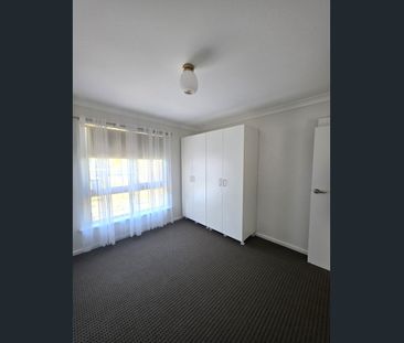 Be the first to live in this beautifully renovated 2-bedroom unit! - Photo 2