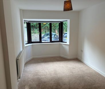 Sandside, Milnthorpe, LA7 7HW - Photo 2