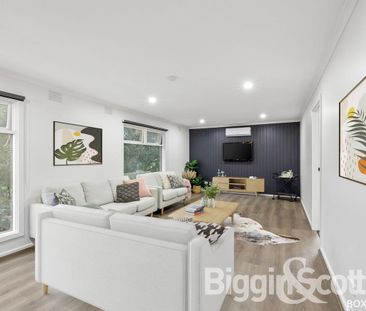 Spacious Five-Bedroom House - Photo 4