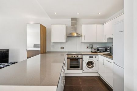 5 bedroom flat to rent - Photo 2