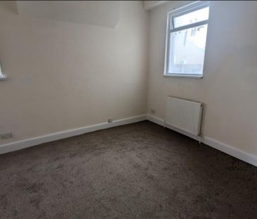 1 bedroom ground floor flat to rent - Photo 1