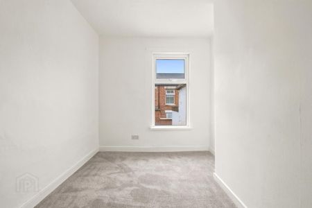 26 Dunraven Avenue, Belfast, BT5 5JR - Photo 3