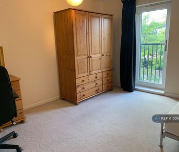 1 bedroom in a house share to rent - Photo 6