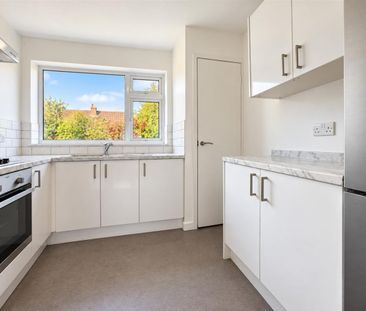 Sterling Court, Cheltenham GL51 8LY - Photo 2