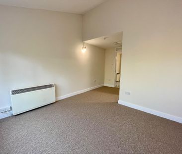 Studio to rent - Photo 6