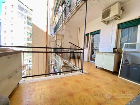 Appartamento di 105 m² con 3 locali a Catania - Photo 2