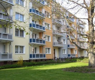 schöne 3 Zimmerwohnung mit Balkon in Hannover-Stöcken - Foto 1