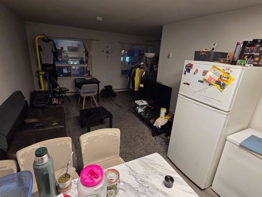 For Lease - 1561 Eglinton Avenue West Avenue Unit# Level 2, Toronto, Ontario - Photo 1