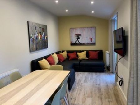 Cromer Street, Burton Stone Lane - P10452 - Photo 3