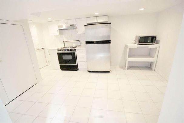 For Lease - 112 Leland Street Unit# Bsmt, Hamilton, Ontario - Photo 1