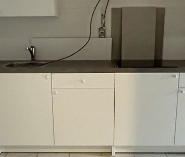 Studio met slaaphoek te huur in Aalst voor € 550 met 1 slaapkamer - Photo 6