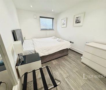 2 bedroom property to rent Denmark Villas, Hove, East Sussex, BN3 - Photo 6