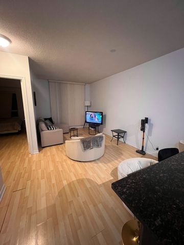 For Lease - 9235 Jane Street Unit# 907, Vaughan, Ontario - Photo 2