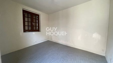 Maison avec garage et dépendance - Photo 3