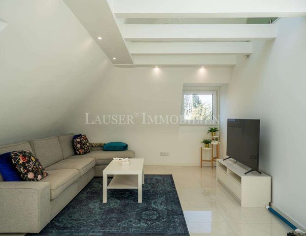 Modern möblierte Drei-Zimmer-Galerie-Wohnung in S-Sonnenberg - Photo 1