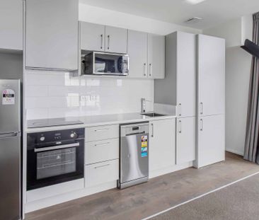 One bedroom apartment! - Photo 2