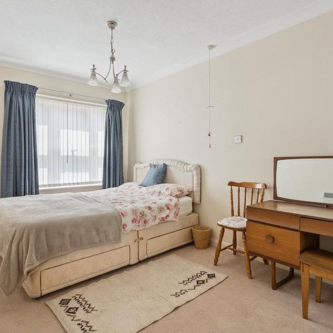 2 bedroom retirement property to rent - Photo 1