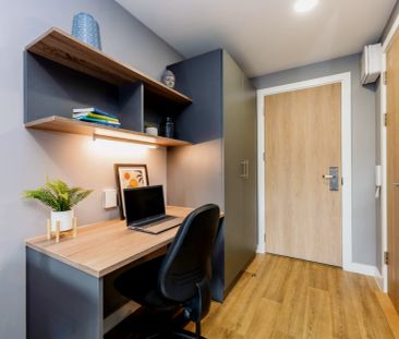 Standard Studio - Photo 1