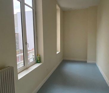 APPARTEMENT T3 A LOUER - Photo 2