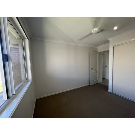 2/8 Greenwood Drive, 4740, Glenella - Photo 5
