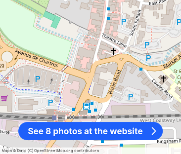 Southgate, Chichester - Photo 1