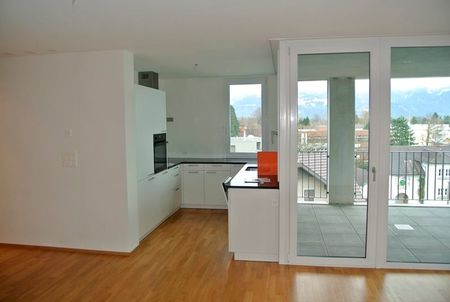 3.5 Zimmer, 83 m², 4. Stock - Photo 2
