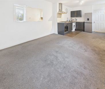 Whitefield Terrace, Plymouth, Devon, PL4 - Photo 1