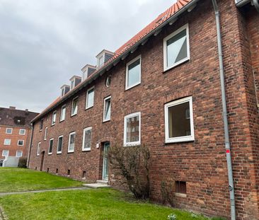 2,5 Zimmer Erdgeschosswohnung mit Balkon - Photo 1