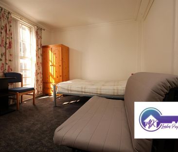 1 bedroom in a flat share to rent - Photo 4