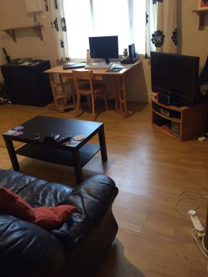 1 Bed Flat, Stirling Road, B16 - Photo 1