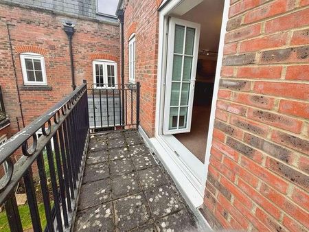 Great North Road, Hatfield, AL9 - Photo 2