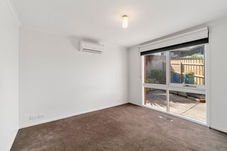 3/13 Kampman Street, Bulleen - Photo 3