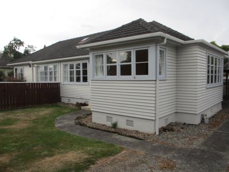 16 Millar Street, Terrace End, Palmerston North - Photo 2