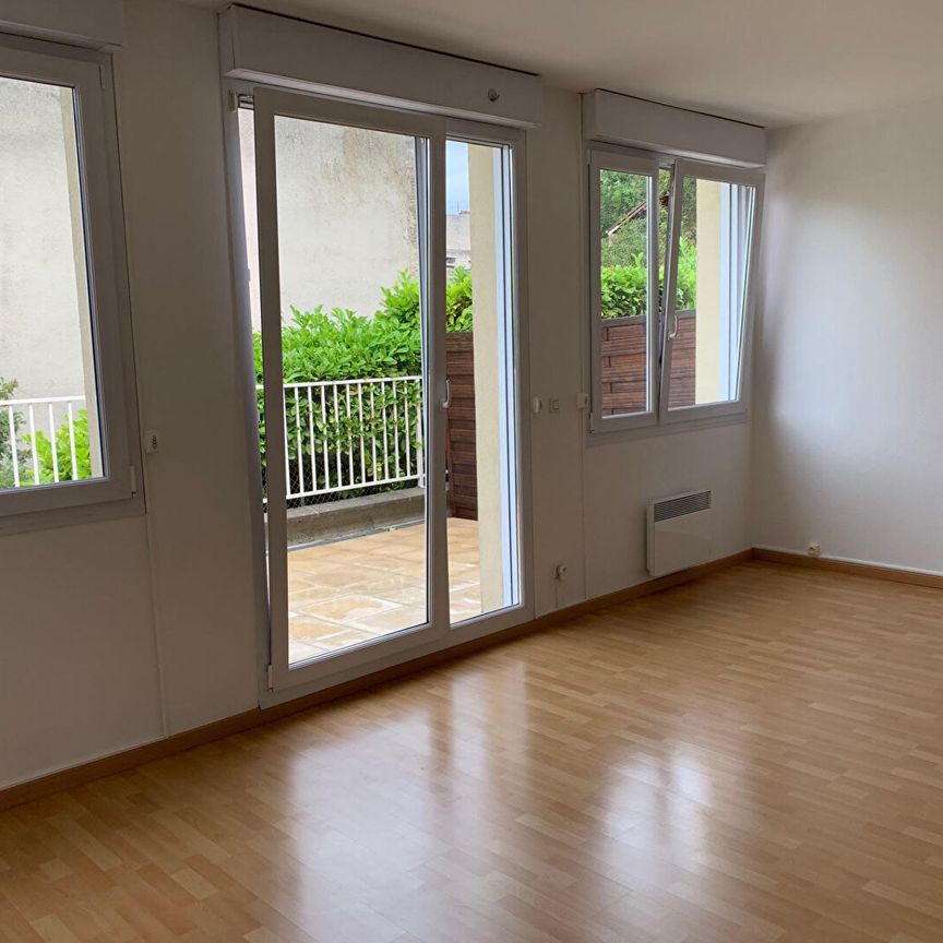 Location d'un appartement 4 pièces à REIMS - Photo 1