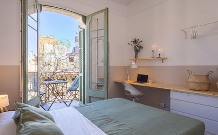 Carrer de Pons i Gallarza, Barcelona, Catalonia 08030 - Photo 4