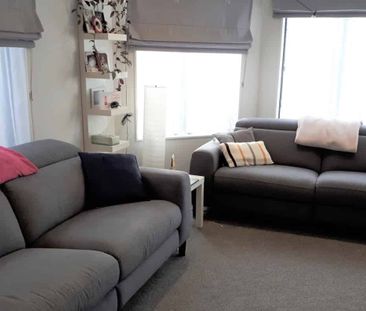 Lovely & Inviting - Photo 1