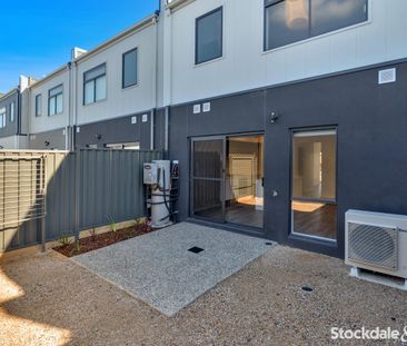 7 Craycroft Road, Truganina, Vic 3029 - Photo 1