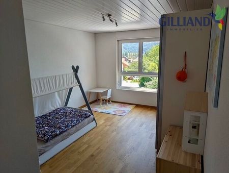 For rent 4.5 room apartment with mezzanine in Granges-Marnand - Photo 5