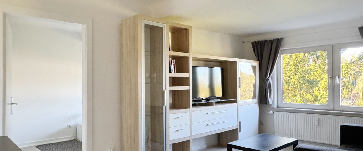 Möblierte Dachgeschosswohnung in HH-Lokstedt - Foto 1