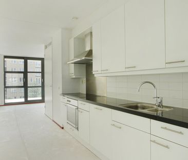 Te huur: Afroditekade 60 - Photo 1