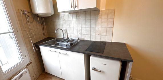 Location Appartement 1 pièce 23m² BORDEAUX 33000 - Photo 2