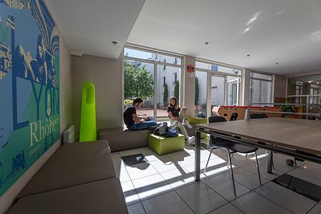 T2 de 23 à 35m² meublé et équipé - Photo 2