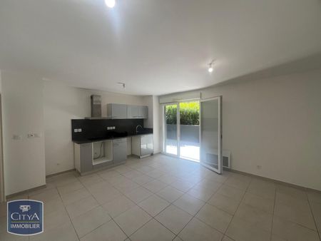 Location Appartement 3 pièces 61m² MARSEILLE 9ème - Photo 4