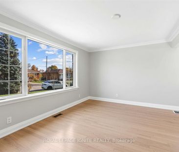 For Lease - 35 Archwood Crescent Unit# Main, Toronto, Ontario - Photo 1
