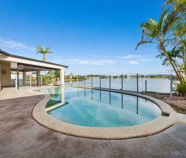 Luxury Waterfront Family Living with Private Jetty - Photo 2