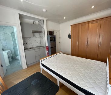Studio Flat, Butler Road, HA1 - Photo 1