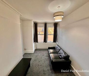 Half Acre Road, W7 - Photo 6